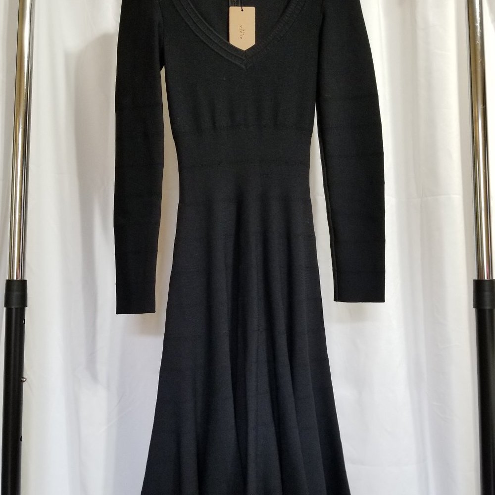 New  Knitted Black Alaia Midi Dress.Size-XS.Made in Italy
